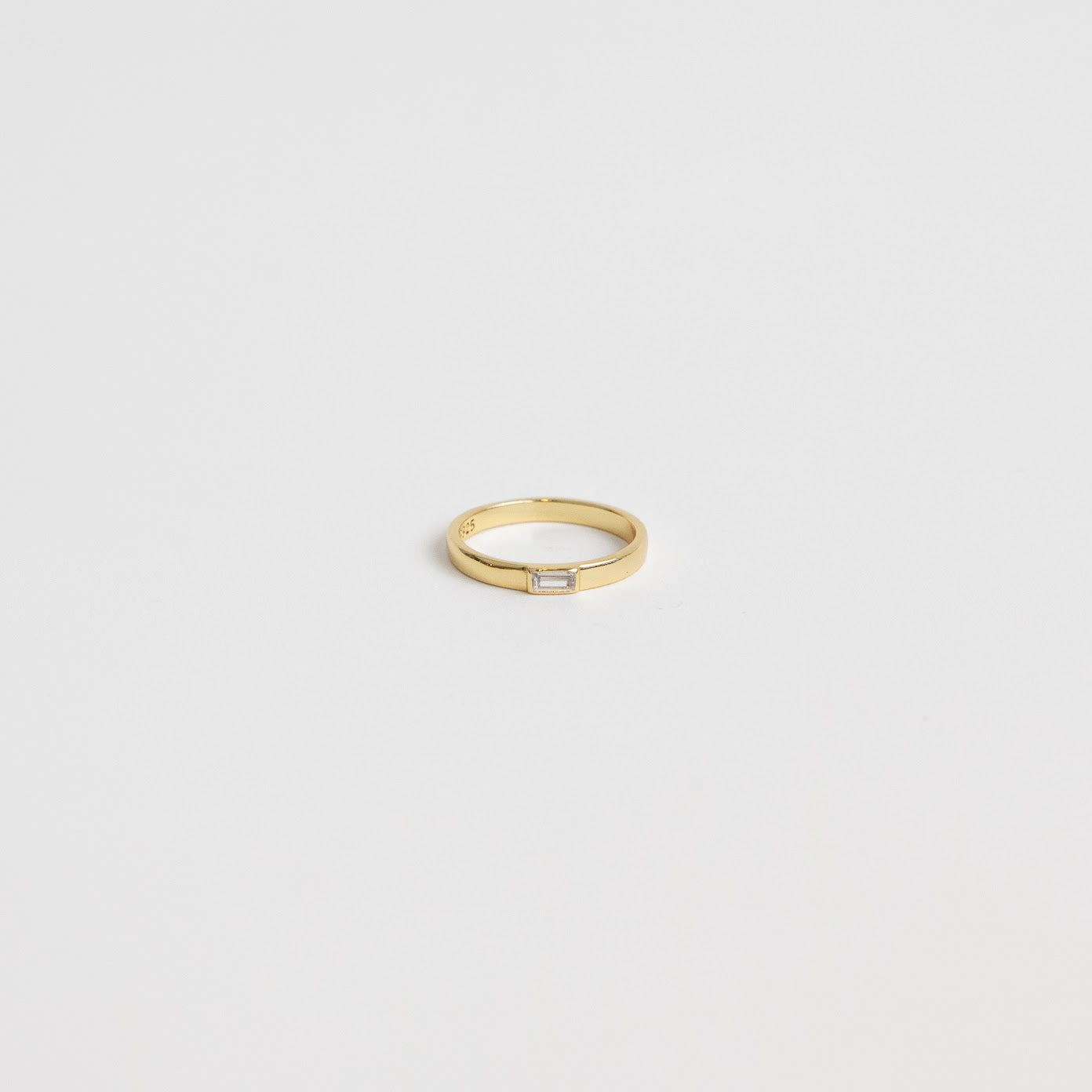 Petite Baguette Ring