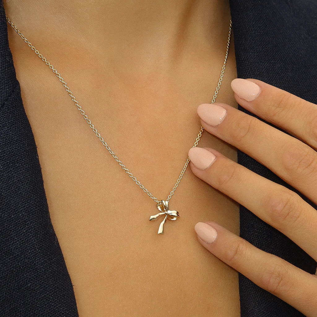 Bow Necklace Gold